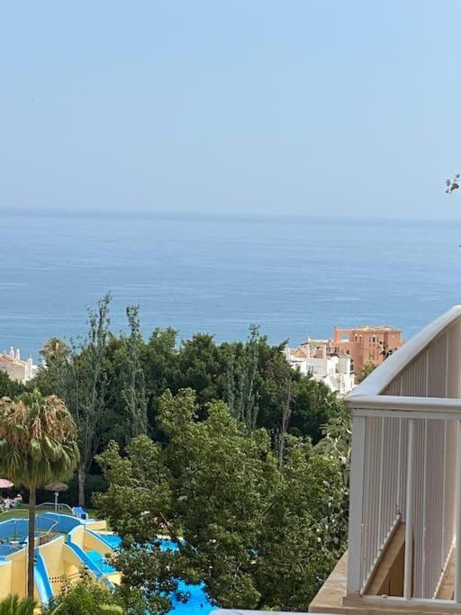 Apt Moderno Con Vistas, Recepcion 24 Hs Y Piscinas Benalmadena Ngoại thất bức ảnh