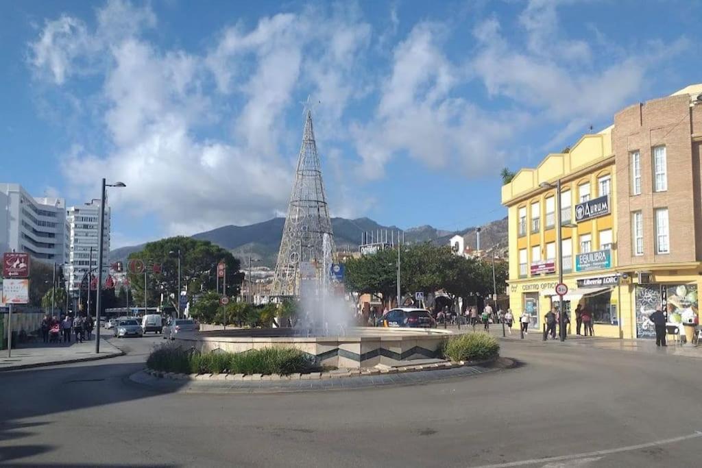 Apt Moderno Con Vistas, Recepcion 24 Hs Y Piscinas Benalmadena Ngoại thất bức ảnh