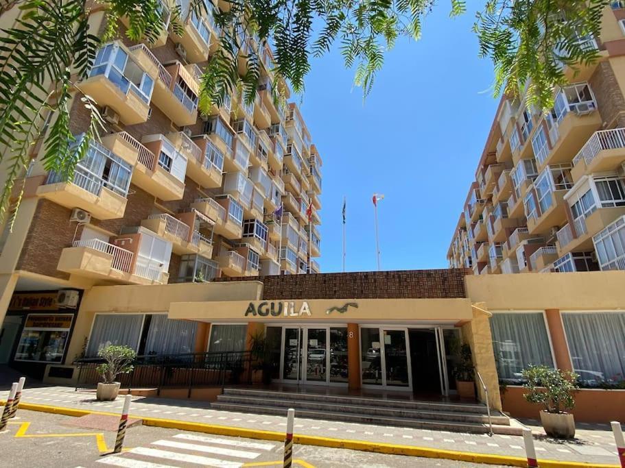 Apt Moderno Con Vistas, Recepcion 24 Hs Y Piscinas Benalmadena Ngoại thất bức ảnh