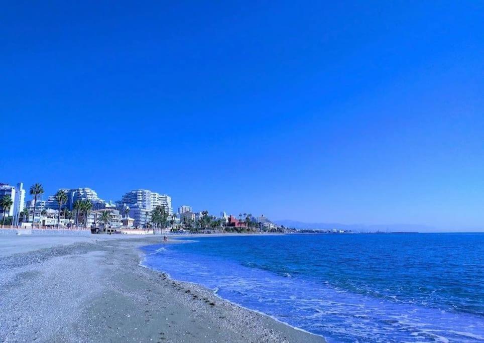 Apt Moderno Con Vistas, Recepcion 24 Hs Y Piscinas Benalmadena Ngoại thất bức ảnh
