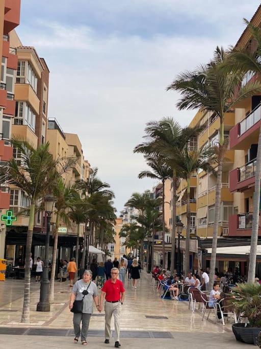 Apt Moderno Con Vistas, Recepcion 24 Hs Y Piscinas Benalmadena Ngoại thất bức ảnh